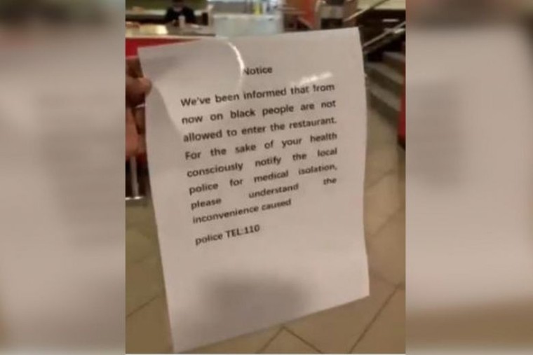 McDonald Trung Quốc xin lỗi vì cấm người da màu vào nhà hàng ảnh 1