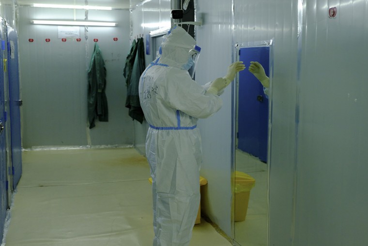 Trải nghiệm từ địa ngục ICU trở về của nữ bác sĩ Vũ Hán ảnh 3