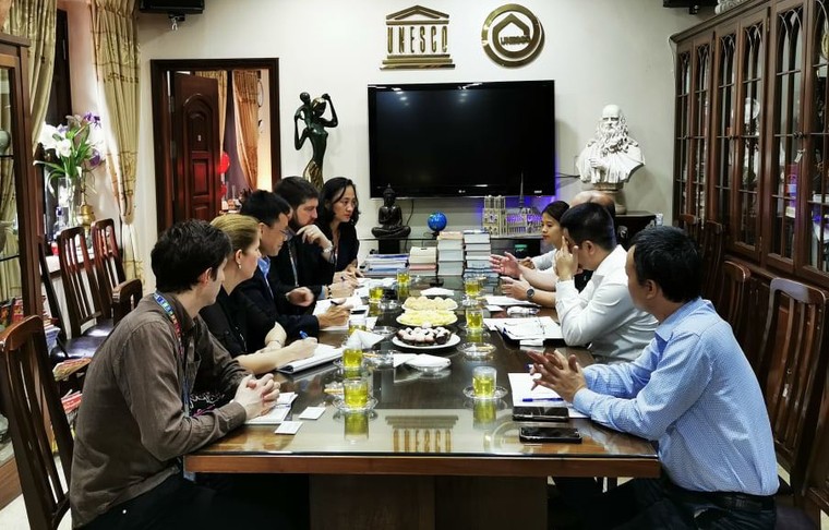 Chủ tịch Liên hiệp các Hội UNESCO Việt Nam làm việc với Trưởng Văn phòng đại diện UNESCO tại Hà Nội ảnh 1