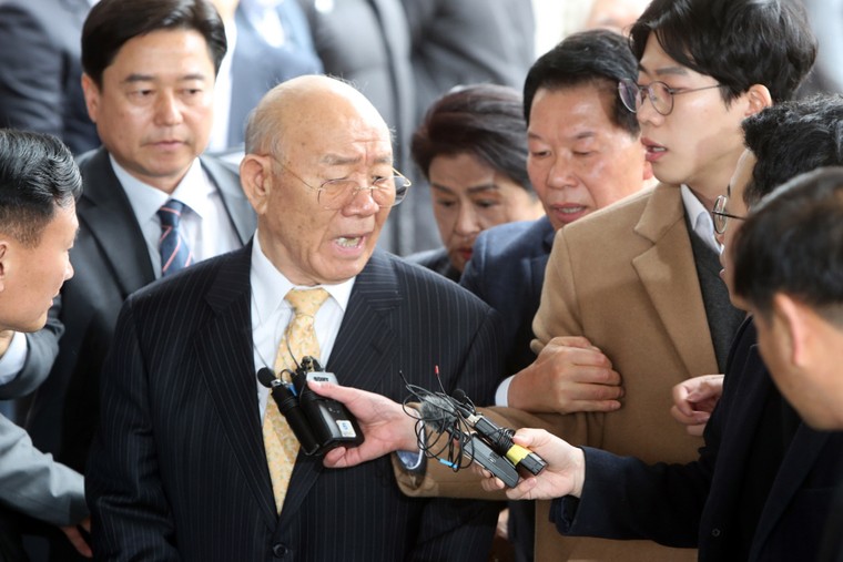 Cuộc nổi dậy Gwangju: Vết sẹo suốt 4 thập kỷ của Hàn Quốc ảnh 4