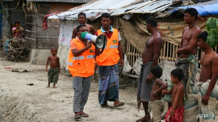 Ấn Độ và Bangladesh đón đầu siêu bão mạnh nhất lịch sử ảnh 1