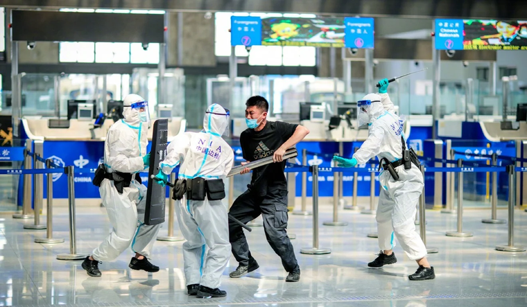 Trung Quốc diễn tập chống khủng bố tại biên giới ảnh 1