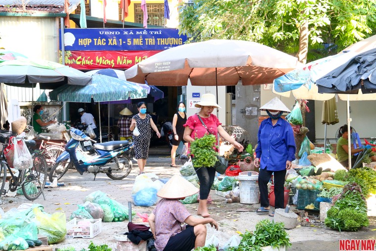 Tiểu thương Hà Nội trăn trở trước làn sóng dịch bệnh mới ảnh 1