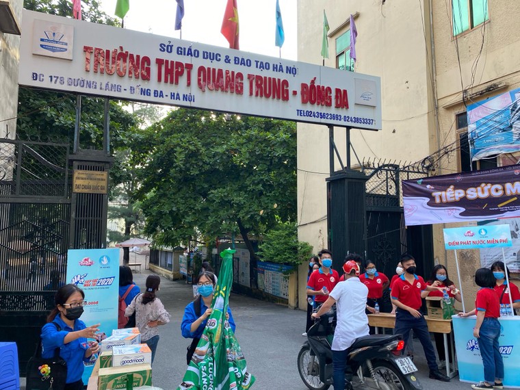 Sĩ tử Hà Nội bình tĩnh bước vào kỳ thi tốt nghiệp THPT ảnh 3