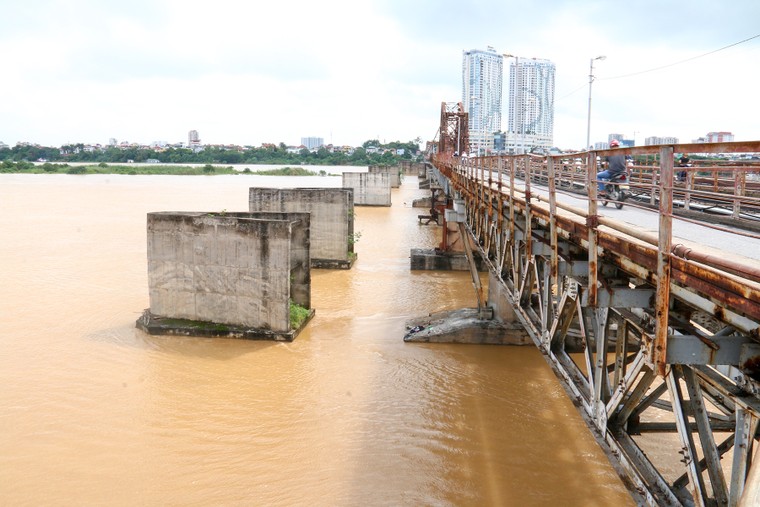 Mực nước sông Hồng bắt đầu dâng do lũ từ thượng nguồn ảnh 3