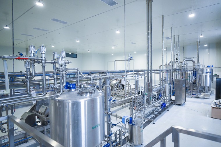 Bên trong nhà máy chế biến 300 tấn hoa quả tươi một ngày ảnh 5