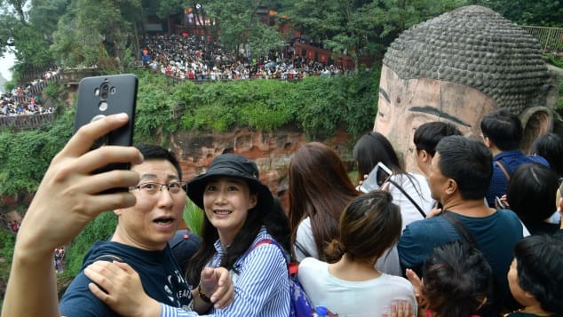Hàng trăm triệu người Trung Quốc đổ đi du lịch ảnh 1
