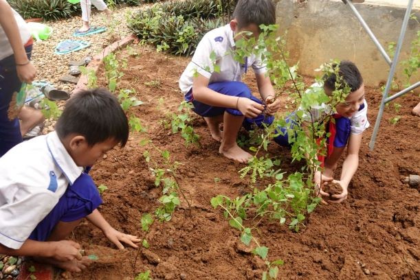 Trao giải cuộc thi vẽ tranh 'Em và Gấu chung tay phòng chống dịch COVID-19' ảnh 7