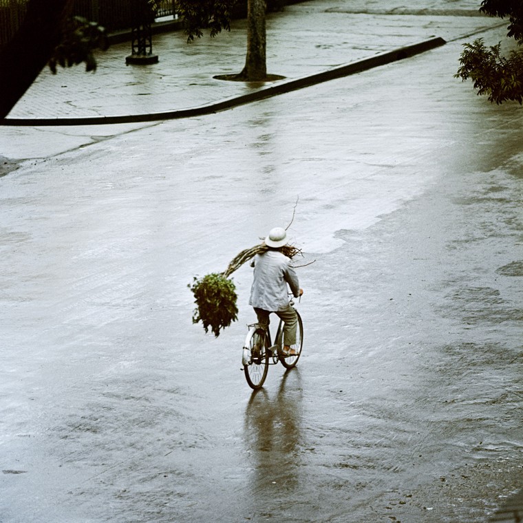 'Thước phim quay chậm' về Hà Nội những năm 67-75 ảnh 14