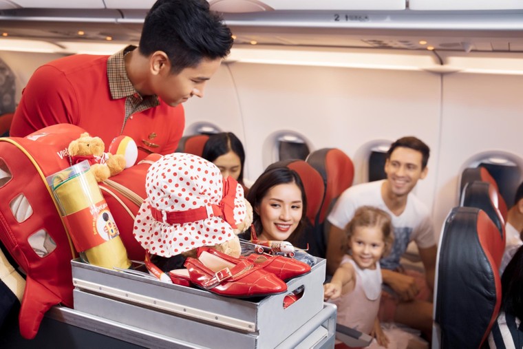 Mừng ngày Giải phóng Thủ đô, bay cùng Vietjet khắp các tỉnh, thành ảnh 2