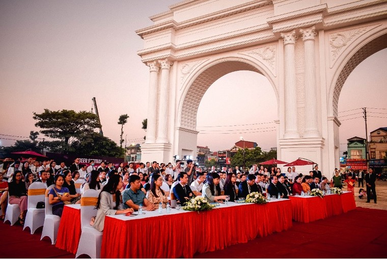 Lễ hội toả sáng không gian văn hoá Châu Âu tại Thái Nguyên ảnh 1