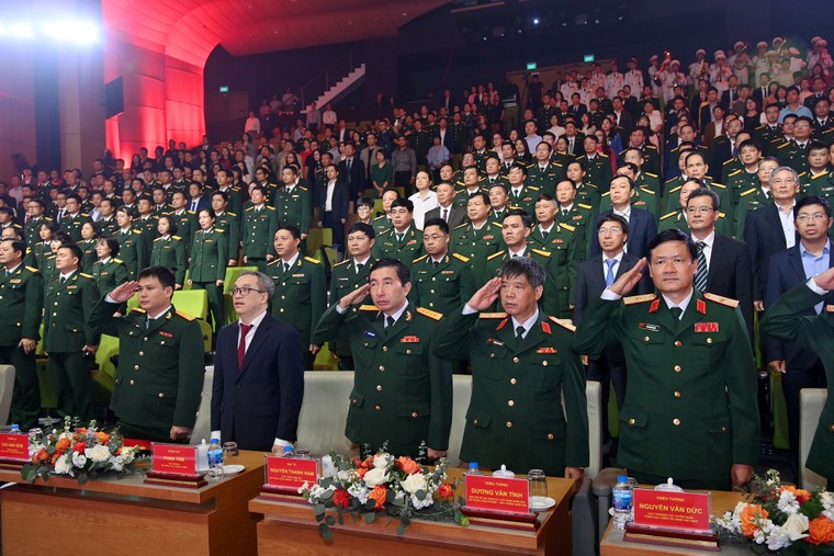 Viettel Telecom đặt mục tiêu trở thành doanh nghiệp chủ đạo kiến tạo xã hội số ảnh 2