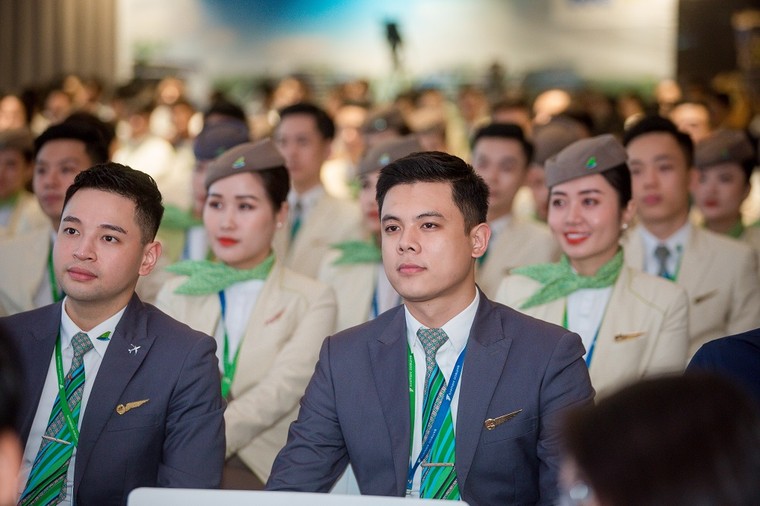 'Bamboo Airways có thể đạt chuẩn tiếp viên 5 sao quốc tế ngay từ năm 2021' ảnh 1