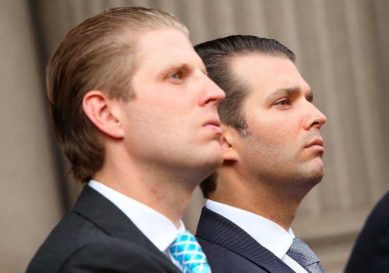 Gia đình Tổng thống Trump tranh cãi về kết quả bầu cử ảnh 2