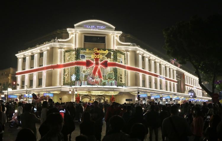 Hà Nội rộn rã không khí Giáng sinh ảnh 5