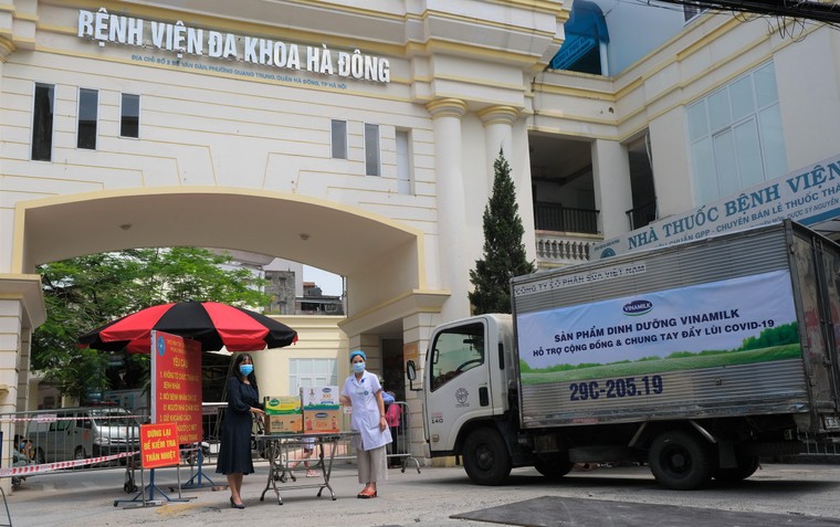 Vinamilk dành 2 triệu sản phẩm hỗ trợ cộng đồng, tuyến đầu chống dịch ảnh 1