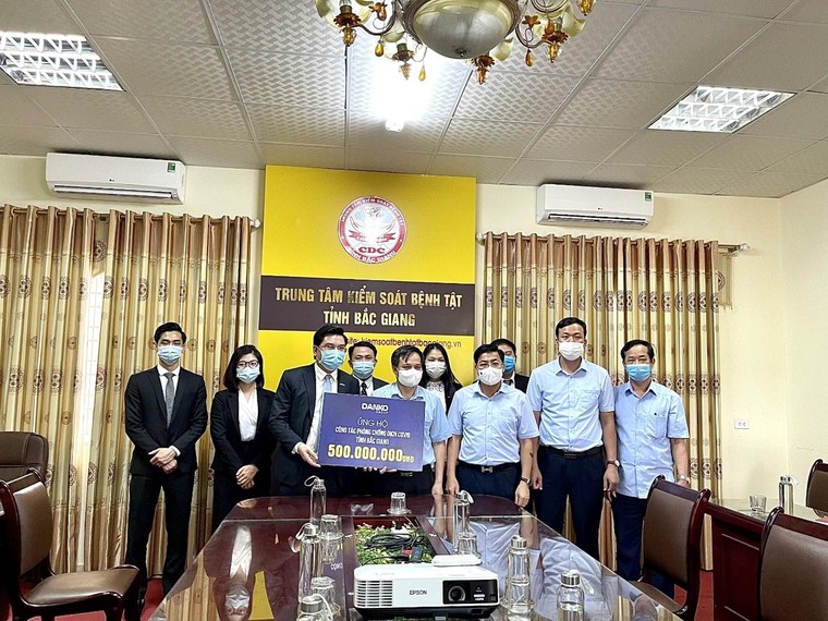 Danko Group ủng hộ hơn 1,3 tỷ đồng cho công tác phòng, chống dịch COVID-19 ảnh 1