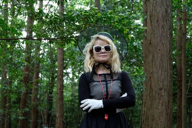 Vào rừng thiền để 'trốn tránh' dịch bệnh ảnh 1