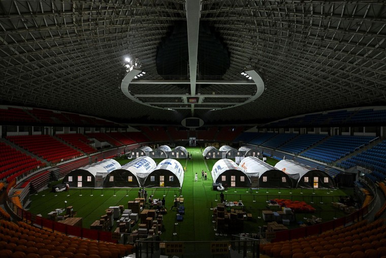 Trung Quốc cẩn trọng trước làn sóng lây nhiễm mới ảnh 2