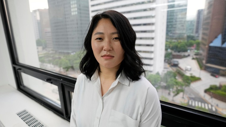 Góc khuất của những bà mẹ đơn thân Hàn Quốc ảnh 1