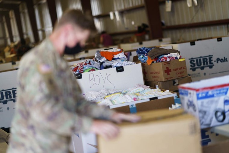 Bên trong trại tị nạn của người Afghanistan trên đất Mỹ ảnh 3