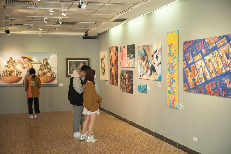 Triển lãm 'Hà Nội là' qua lăng kính nghệ thuật và cảm xúc của người trẻ ảnh 4