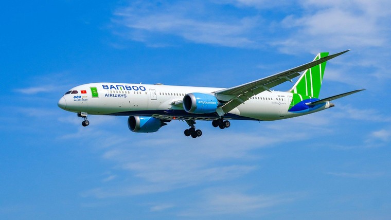 Bamboo Airways lì xì vé bay cho hành khách trên chuyến bay đầu năm ảnh 1