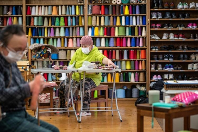 Nghệ nhân khuyết tật Nhật Bản phá bỏ định kiến xã hội ảnh 1