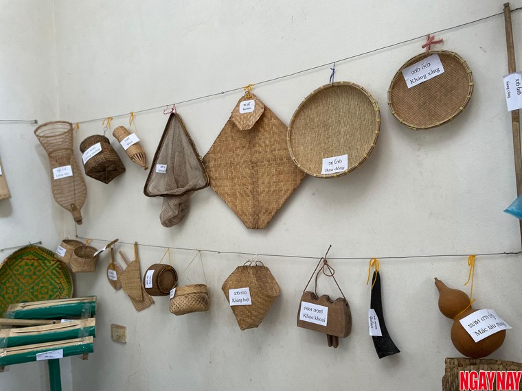 Nhật ký 99 ngày xuyên Việt: Lạc lối ở Chiềng Pằn với sắc khăn piêu và làn điệu Thái cổ ảnh 8