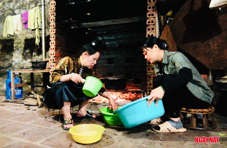 Nhật ký 99 ngày xuyên Việt: Chuyện về những chiếc lá trong vườn người Thái ảnh 2