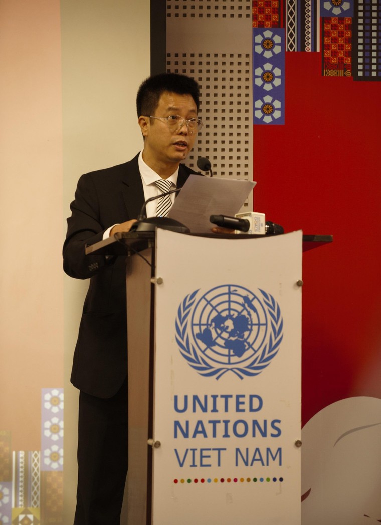 Cần khắc họa bức tranh thực tế cho trẻ em gái dân tộc thiểu số ảnh 4