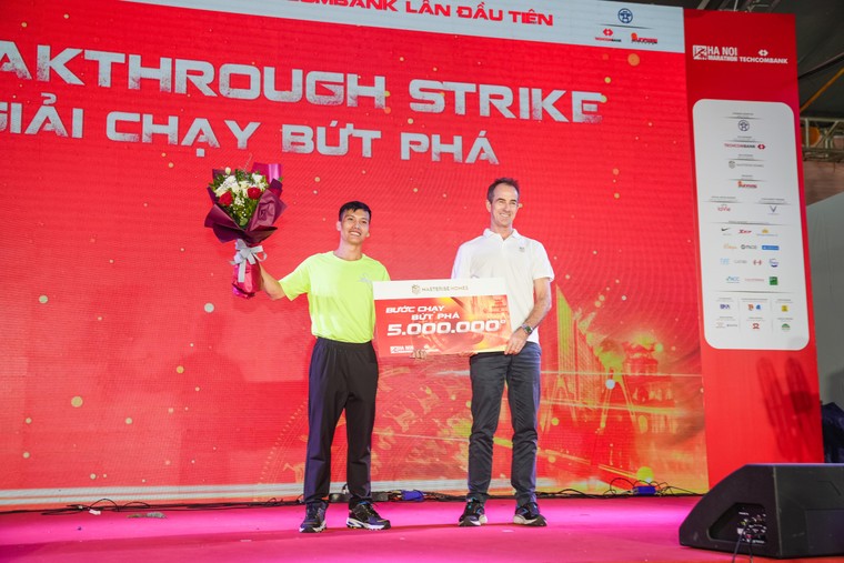 Masterise Homes cùng hơn 6000 VĐV chạy bộ vì một Việt Nam bền vững ảnh 3