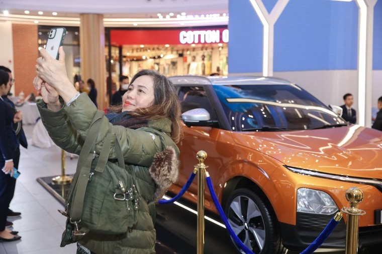 Hơn 70% khách hàng sẵn sàng ngừng mua xe xăng để chờ ô tô điện VinFast VF 5 Plus ảnh 3