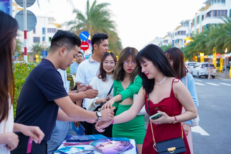 Mùa Đông by Mey #2 – Tận hưởng không khí Giáng sinh và năm mới ảnh 1