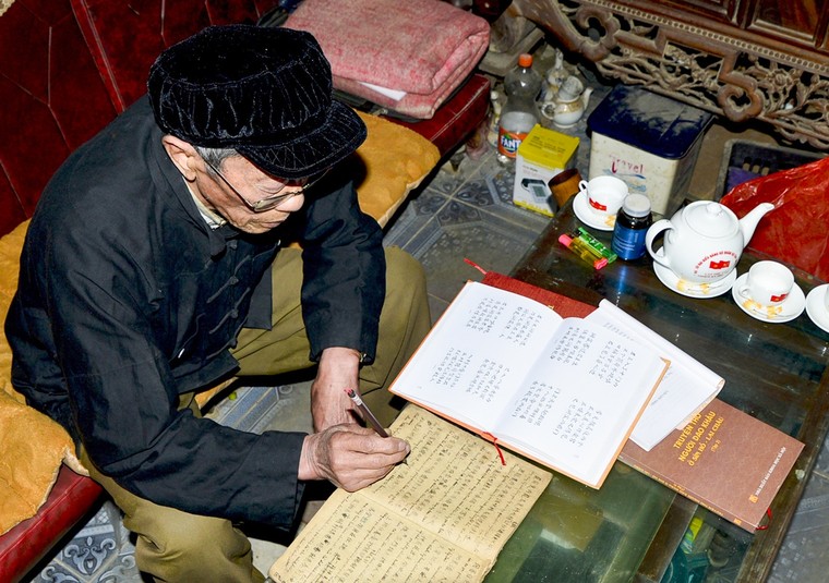 Người bảo tồn văn hóa dân tộc Dao trên cao nguyên Sìn Hồ ảnh 1