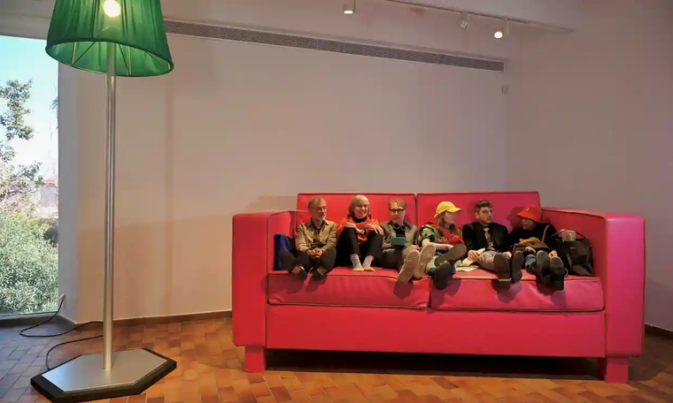 Triển lãm 'Những người bạn tưởng tượng' về thế giới trẻ thơ ảnh 2