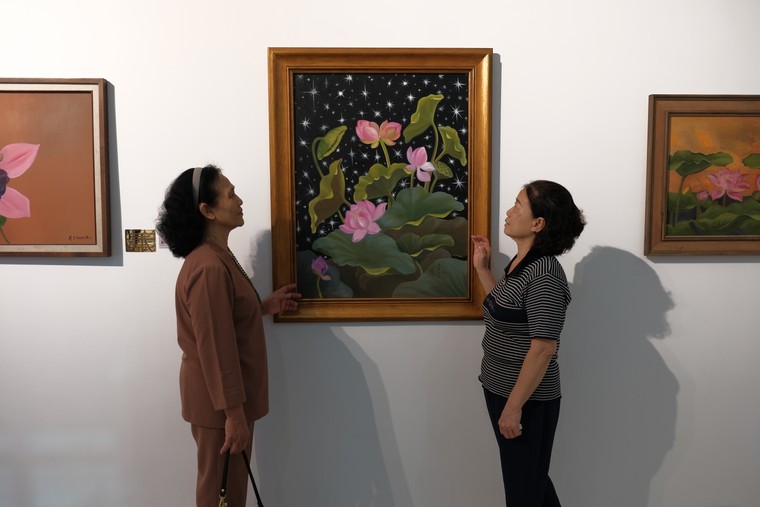 'Nghệ thuật Sen Việt 2023': Chạm đến vẻ đẹp chân thiện ảnh 1