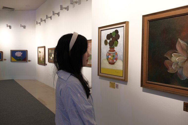 'Nghệ thuật Sen Việt 2023': Chạm đến vẻ đẹp chân thiện ảnh 3