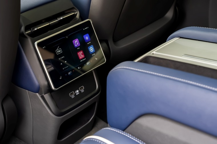 5 điểm nhấn đặc biệt của VinFast VF 9 - SUV điện hạng sang phân khúc E ảnh 5