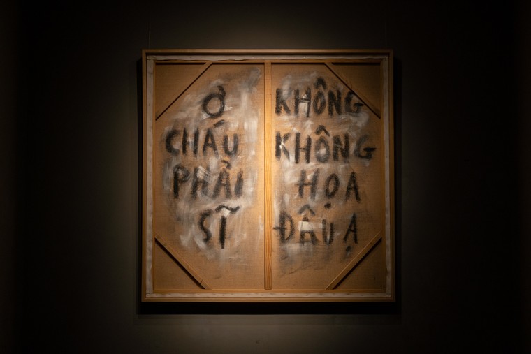 Triển lãm 'Em có 21 nghìn và 1 chai nhựa' ảnh 3