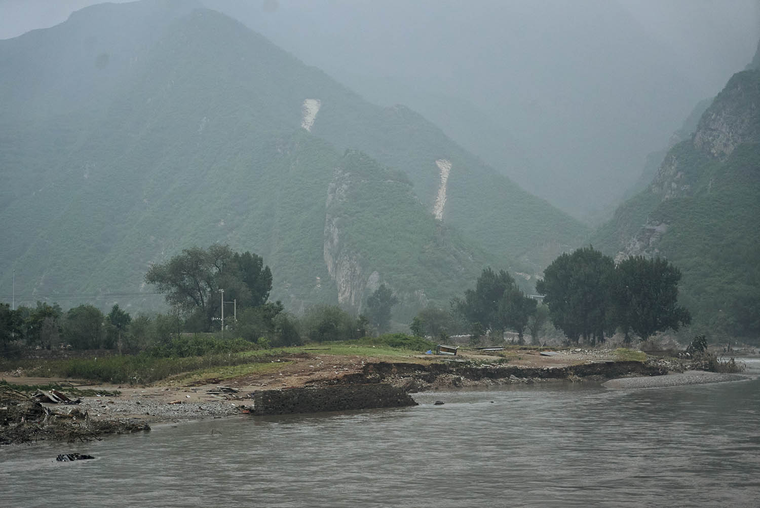 Người Trung Quốc bàng hoàng sau trận lũ lịch sử ảnh 1