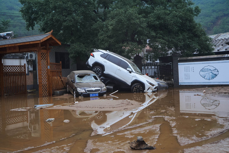 Người Trung Quốc bàng hoàng sau trận lũ lịch sử ảnh 2
