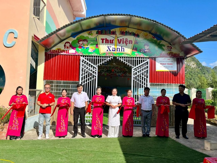 Xây thư viện xanh, TNS Holdings mang niềm vui đọc sách cho trẻ thơ ảnh 1