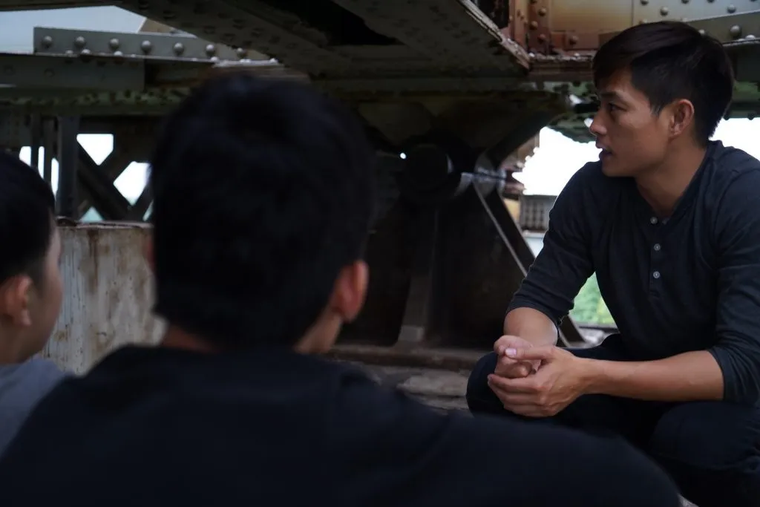 Những đứa trẻ dưới mái nhà Rồng Xanh ảnh 2