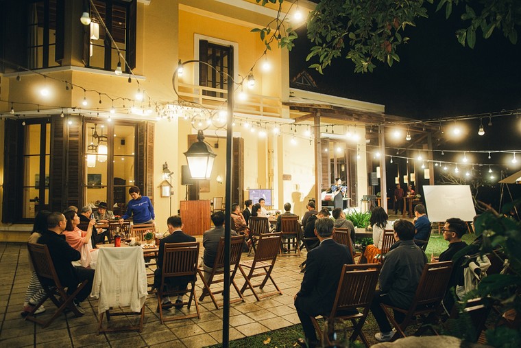 Ana Mandara Đà Lạt tổ chức triển lãm “Mây Miền” của họa sĩ Trần Nhật Thăng ảnh 3