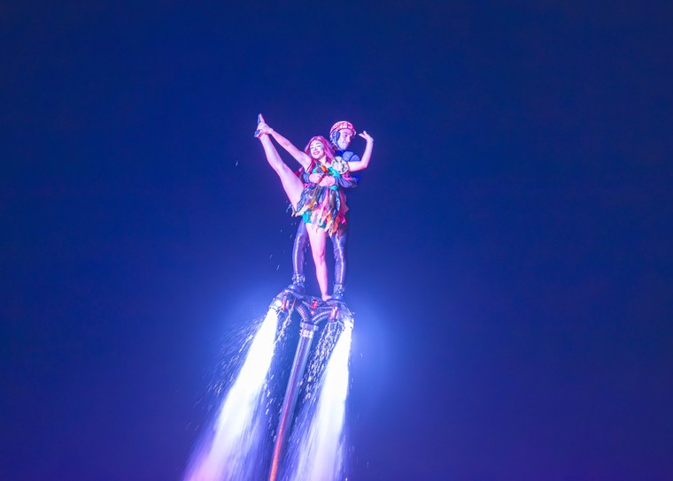 Show nghệ thuật trên sông và trên không lần đầu tiên xuất hiện tại Đà Nẵng ảnh 2