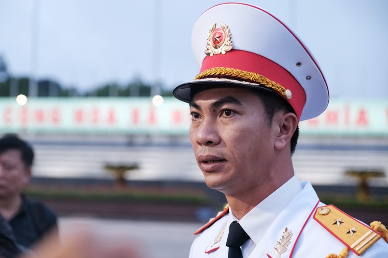 Kéo cờ rủ Quốc tang Tổng Bí thư Nguyễn Phú Trọng ảnh 11