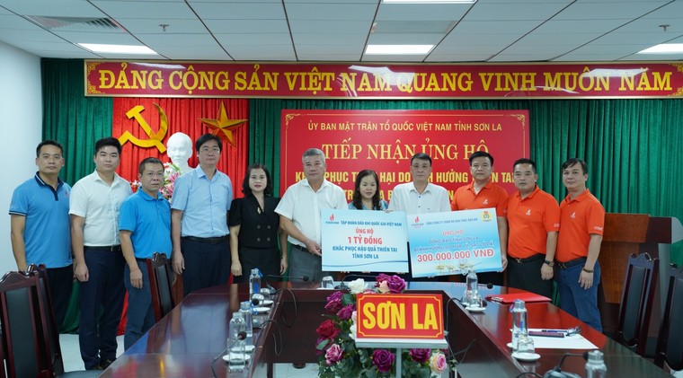 Petrovietnam thăm hỏi, hỗ trợ người dân Sơn La và Điện Biên sau mưa lũ ảnh 1