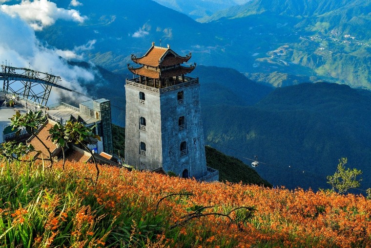 Báo quốc tế trầm trồ trước “bảng màu” đầy mê hoặc của Sa Pa ngày thu ảnh 4