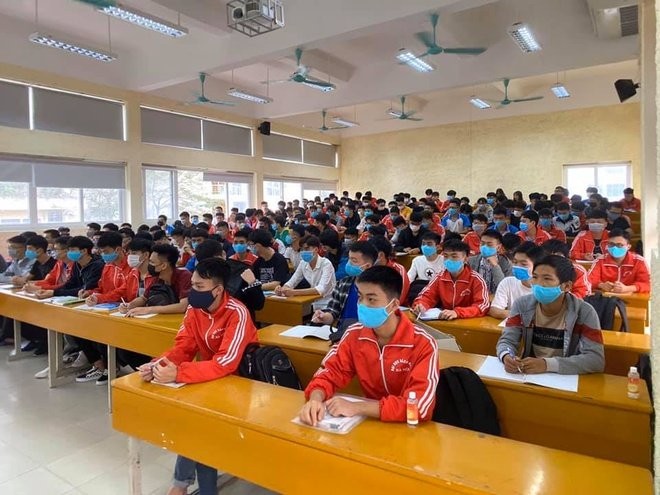 Những trường đại học nào cho sinh viên nghỉ hết tháng 3 để tránh dịch Covid-19? ảnh 2